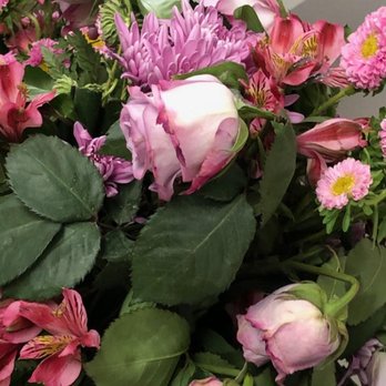 Boulder Gardens Florist - sad arrangement which was $134.00 for a very special occasion - Florists Near Me - Boulder, Colorado