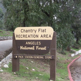 Sturtevant Falls - Chantry Flats campground at the trailhead has restrooms, food, picnic benches, decent amount of parking + a ranger station avail - Hiking Near Me Sturtevant Falls - Chantry Flats campground at the trailhead has restrooms, food, picnic benches, decent amount of parking + a ranger station avail - Hiking Near Me