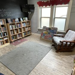 Porta Blu Bookshop
