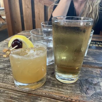 Lucky Horseshoe Lounge - Drinks - Lounges Near Me - Portland, Oregon