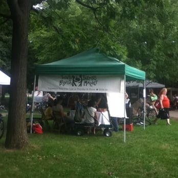 Trinity Bellwoods Farmers' Market - Farmers Market Near Me - Toronto, Ontario Trinity Bellwoods Farmers' Market - Farmers Market Near Me - Toronto, Ontario