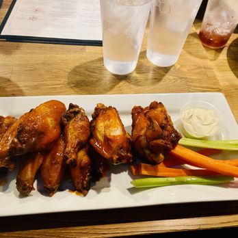 Kite & Key - Buffalo Wings - American Near Me - Philadelphia, Pennsylvania Kite & Key - Buffalo Wings - American Near Me - Philadelphia, Pennsylvania