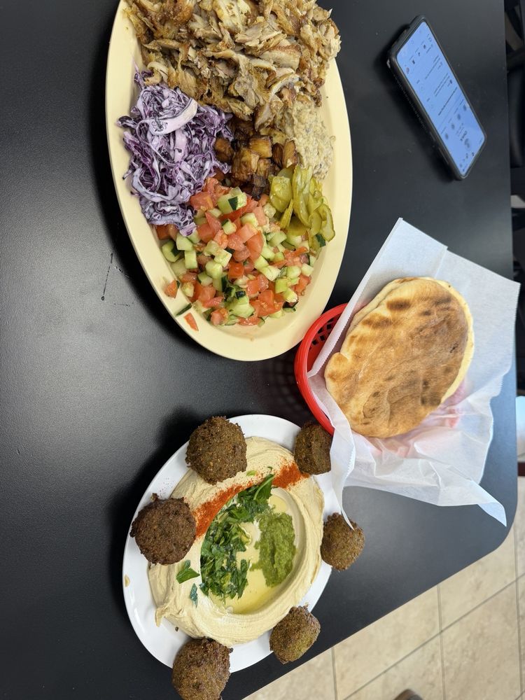 Hamsa Mediterranean Grill