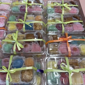 Two Ladies Kitchen - Bakeries Near Me - Hilo, Hawaii Two Ladies Kitchen - Bakeries Near Me - Hilo, Hawaii