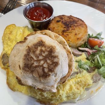 Zin American Bistro - Chicken Apple Sausage & Brie Omelette - American Near Me - Palm Springs, California Zin American Bistro - Chicken Apple Sausage & Brie Omelette - American Near Me - Palm Springs, California