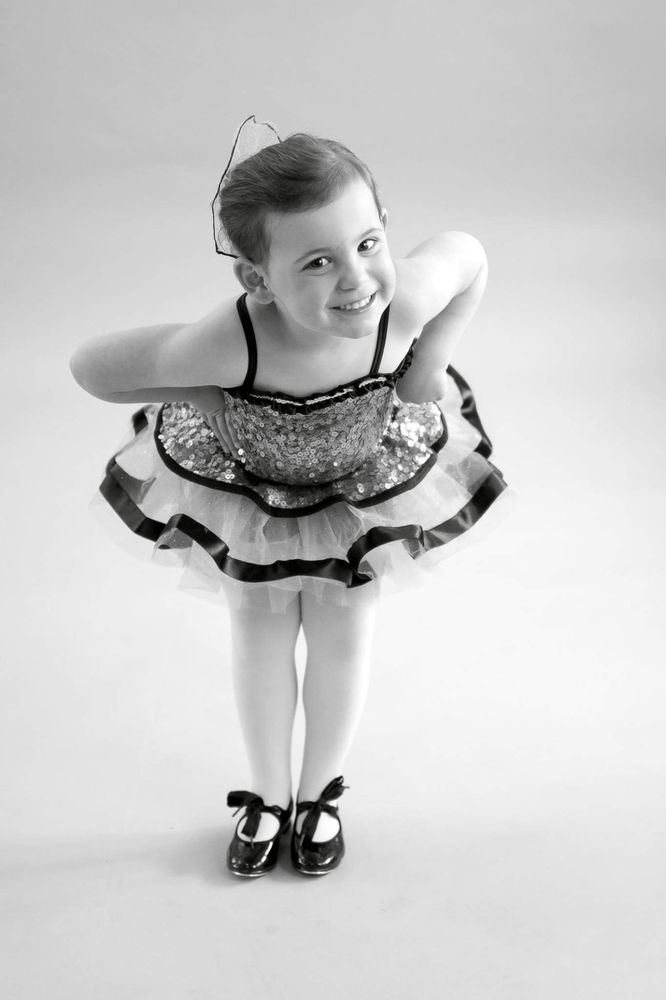 Tiny Tutus Dance Center Logo