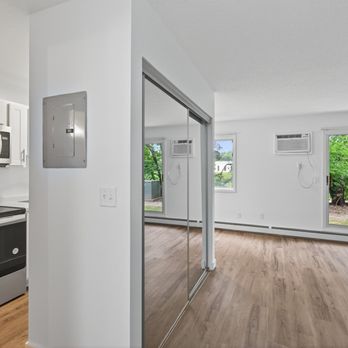 Lexington Hills - Apartments Near Me - Eagan, Minnesota