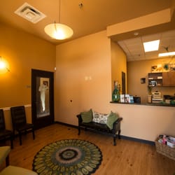 Kasden Plastic Surgery - Reception area.