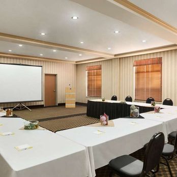 Executive Hotel Alexandra - Edmonton Airport - Meeting Room - Hotels Near Me - Leduc, Alberta Executive Hotel Alexandra - Edmonton Airport - Meeting Room - Hotels Near Me - Leduc, Alberta