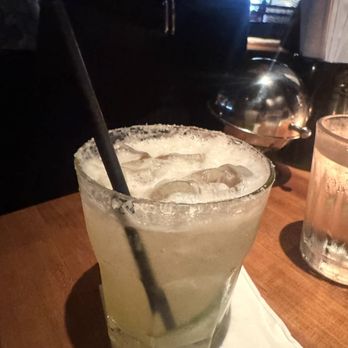 Houston's Restaurant - Steakhouses Near Me - Pasadena, California