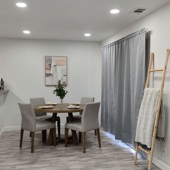 F&D Staging - Dinning Area - Home Staging Near Me F&D Staging - Dinning Area - Home Staging Near Me