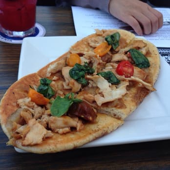 Bosscat Kitchen & Libations - Chicken flatbread - New American Near Me - Irvine, California