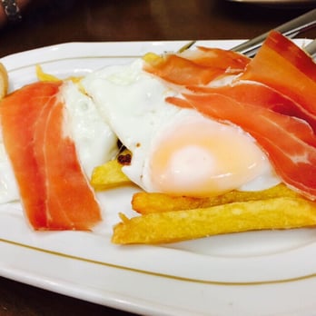 El Puchero de mi Abuela - Huevos fritos con jamón - Restaurants Near Me - Valdemoro, M El Puchero de mi Abuela - Huevos fritos con jamón - Restaurants Near Me - Valdemoro, M