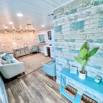 Amber Rowe, DDS - Smiles on Hampton - Newly remodeled waiting room! - General Dentistry Near Me - Clermont, Florida