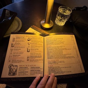 The Rabbit Hole - Drink menu - Cocktail Bars Near Me - Ottawa, Ontario