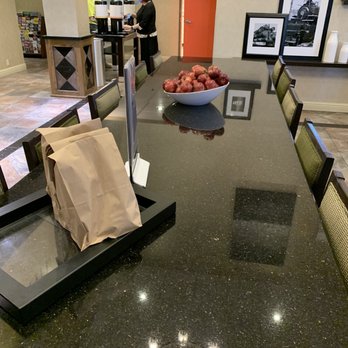 Hampton Inn & Suites Carson City - Hotels Near Me - Carson City, Nevada