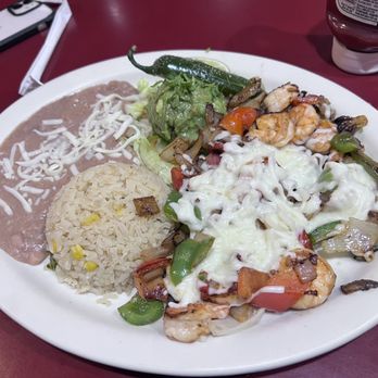 Los Reyes De La Torta - Alambre de Camaron Plate - Mexican Near Me - Tempe, Arizona