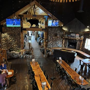Grand Canyon Brewing + Distillery - The inside from upstairs - American Near Me - Williams, Arizona