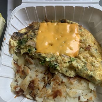 Siggy's - Temecula - Vegetable Omelette Breakfast - American Near Me - Temecula, California Siggy's - Temecula - Vegetable Omelette Breakfast - American Near Me - Temecula, California