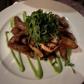 Geoffrey's Malibu - Swordfish with fingerling potatoes and bacon - Seafood Near Me - Malibu, California