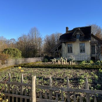 Hameau de la Reine - Landmarks & Historical Buildings Near Me - Versailles, 78