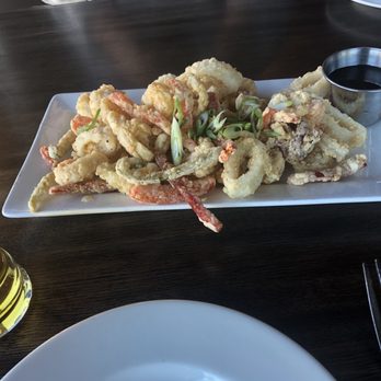 Dogfish Head Brewings & Eats - Fried Calamari - American Near Me - Rehoboth Beach, Delaware