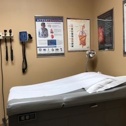 Copperfield Family Medicine - Clean neat modern exam rooms