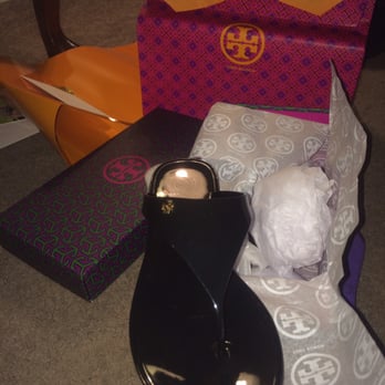 Tory Burch - Speer thong sandals. Not so comfy but so cute - Women's Clothing Near Me - Costa Mesa, California Tory Burch - Speer thong sandals. Not so comfy but so cute - Women's Clothing Near Me - Costa Mesa, California