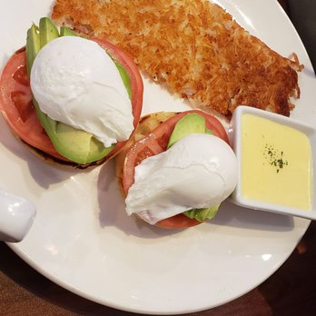 Mely's Cafe - California Benedict - Italian Near Me - San Pablo, California