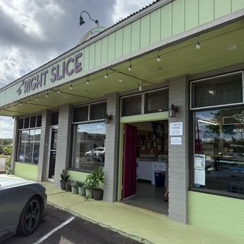 The Right Slice - Outside - Desserts Near Me - Kalaheo, Hawaii