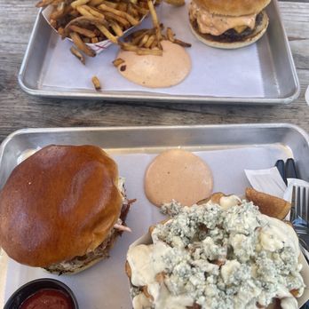 Smoqehouse - Pulled Pork + Cheeseburger - Barbeque Near Me - Bradenton Beach, Florida Smoqehouse - Pulled Pork + Cheeseburger - Barbeque Near Me - Bradenton Beach, Florida