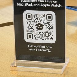 Apple Store - Saint Louis Galleria - Save!
