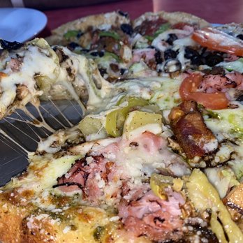 Mellow Mushroom Stockbridge - Maui Wowie pizza!!! - Pizza Near Me - Stockbridge, Georgia