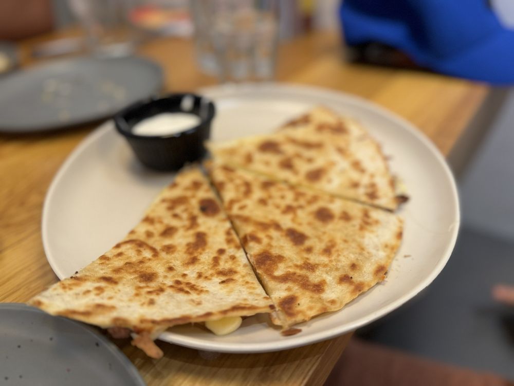 La Vecina Taqueria