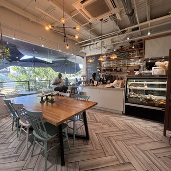 Café LAPIN - Inside - Coffee & Tea Near Me - Honolulu, Hawaii Café LAPIN - Inside - Coffee & Tea Near Me - Honolulu, Hawaii