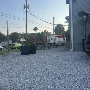 Beardless Brewhaus - Food truck - Brewpubs Near Me - Milton, Florida