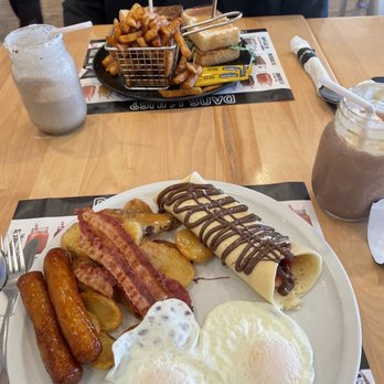 L'Oeufrier - Breakfast & Brunch Near Me - Laval, Quebec