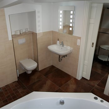 Stadtvilla Warnemünde - Bad mit Whirlpool - Vacation Rentals Near Me - Warnemünde, MV