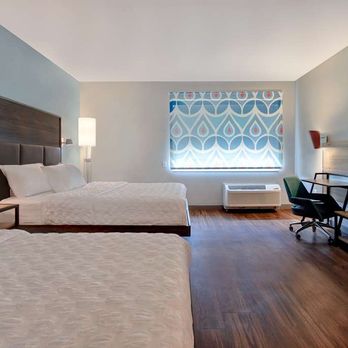Tru by Hilton Auburn - Guest room - Hotels Near Me - Auburn, Indiana Tru by Hilton Auburn - Guest room - Hotels Near Me - Auburn, Indiana