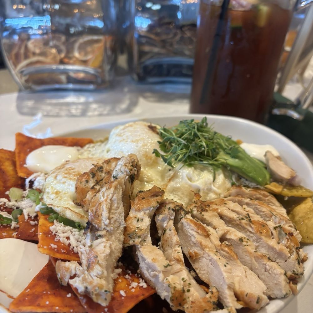 Grove Brunch Cafe - Chilaquiles w/chicken - Breakfast & Brunch Near Me - El Paso, Texas Grove Brunch Cafe - Chilaquiles w/chicken - Breakfast & Brunch Near Me - El Paso, Texas