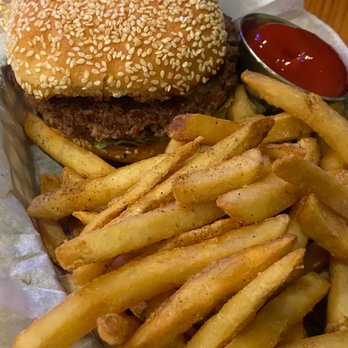 Sally O's - Impossible Smash Burger (vegetarian) - Bars Near Me - Baltimore, Maryland