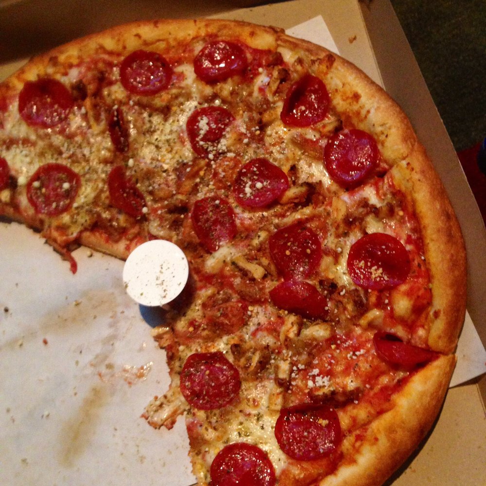 Pepperoni chicken pie