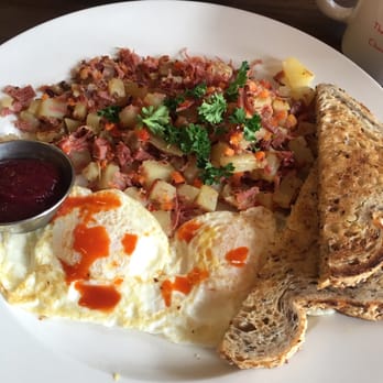 Hen House Eatery - Corned beef hash - Breakfast & Brunch Near Me - Minneapolis, Minnesota