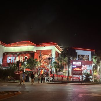 Crabs on the Beach - Outside - Seafood Near Me - Gulf Breeze, Florida
