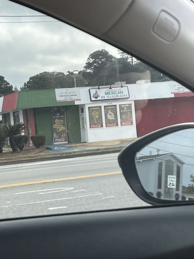 La Chalupa Mexican Restaurant