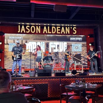 Jason Aldean’s Kitchen + Bar - Band today.... 8/28/28 Decent band - Bars Near Me - Las Vegas, Nevada