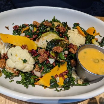True Food Kitchen - Garden salad - Vegetarian Near Me - Plano, Texas True Food Kitchen - Garden salad - Vegetarian Near Me - Plano, Texas