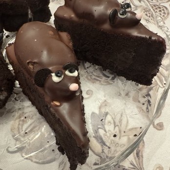 Blue Rose Cheesecake & Bake Shop - Bakeries Near Me - Schenectady, New York