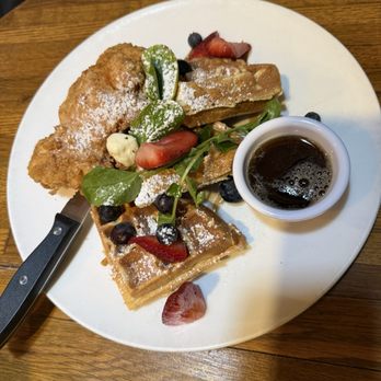The Cooperage American Grille - Chicken and Chicken & Waffles - American Near Me - Walnut Creek, California