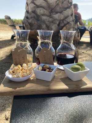 CAST Wines by null